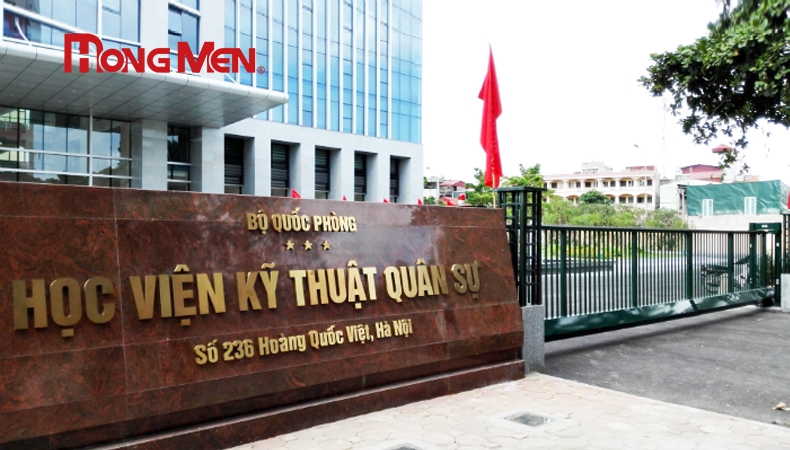 Cổng Treo Khác Cổng Trượt Tự Động Ở Điểm Nào 