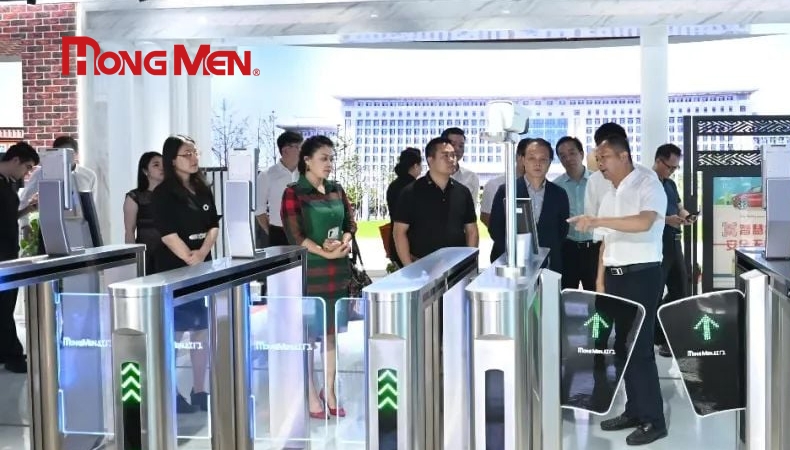 Cửa phân làn, cái tên mới toanh trong việc quản lý ra vào.