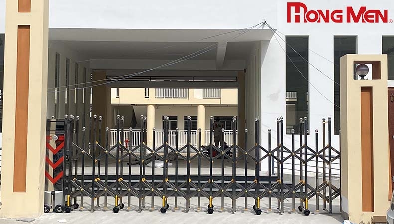 Hậu quả của việc lựa chọn cổng xếp inox giá rẻ