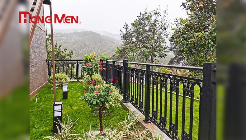 Tạo thêm nét hấp dẫn cho ngôi nhà thông qua lan can hợp kim nhôm