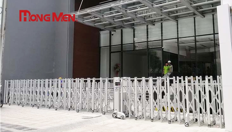 Tính chất và đặc điểm của cổng xếp hợp kim nhôm HongMen
