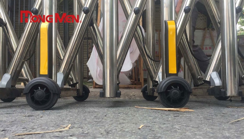 Xu hướng thiết kế cổng xếp inox cập nhật cho năm 2024
